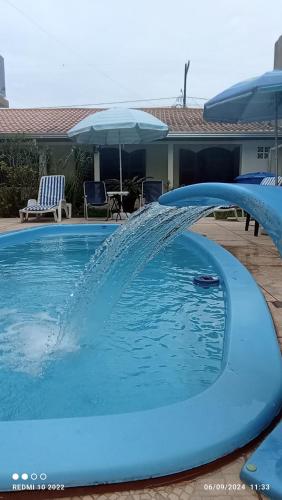 casa com piscina balneario betaras matinhos