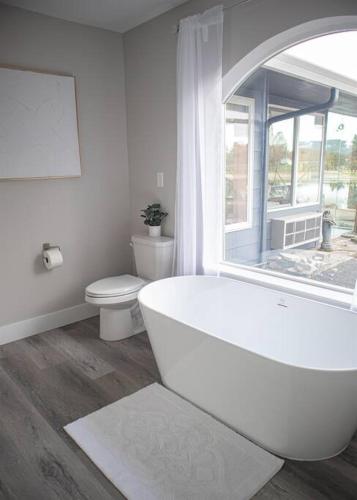 Lakefront House 4300sqft With Private Dock