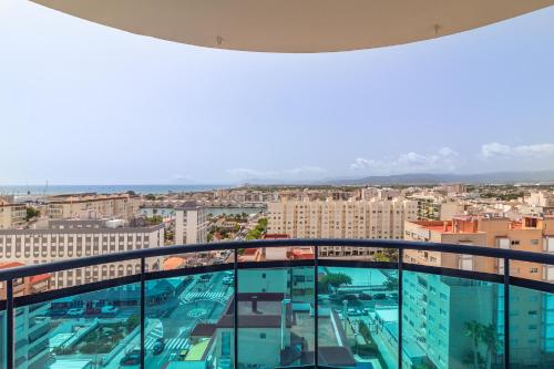 Twin Room (2 Adults + 1 Child) room in Hotel Cibeles Playa