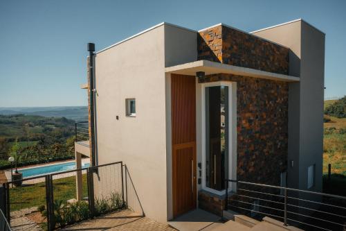 Bejárat, Casa 2 suítes, ofurô, piscina no Vale dos Vinhedos (Casa 2 suites, ofuro, piscina no Vale dos Vinhedos) in Monte Belo Do Sul
