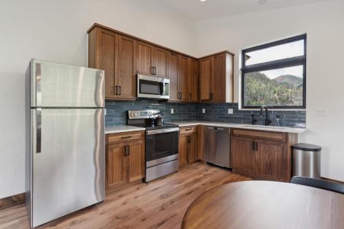 Ridgeview Over The Animas in Hermosa, USA