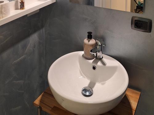 Galia rooms by PortofinoVacanze self check in, Janov (fotografie 2)
