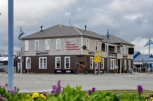 . The Brown Pub