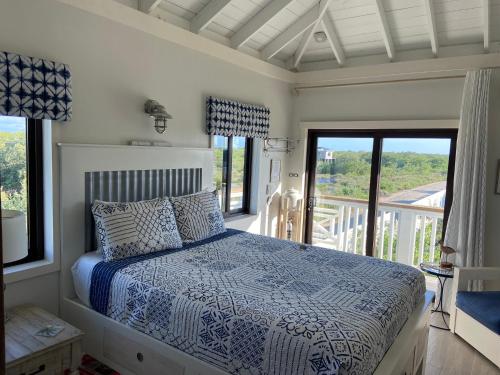 Casa Cava Bed & Breakfast in Ambergris Caye