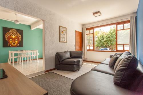 صالة مشتركة/ منطقة التلفزيون, By the beach, Walk Mole Beach! AC, Wifi 250M, BBQ in Mole Beach