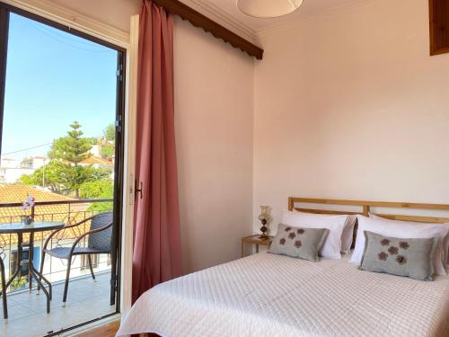 Demie and George Ηouse Demie and George Ηouse