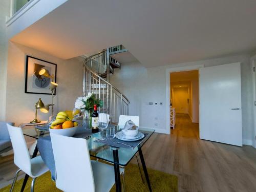 Penthouse with Stunning Canary Wharf Views PTK, London (Foto 2)