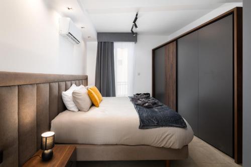 Modern 2BR Duplex Penthouse with Front Balcony and Large Terrace - Close to Saint Julians & Sliema 4