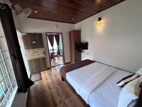 Peakview Homestay - image 2