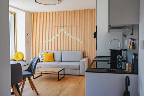 Emerald Valley Apartments - image 8