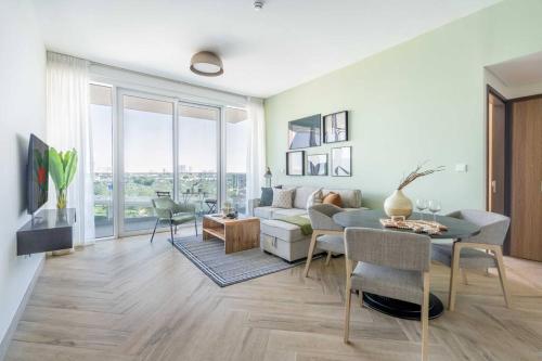 DAYF-ALFA 1-Bedroom for 4 PAX, Prime Location near Zaabeel Park and Max Metro, Dubai (foto 2)
