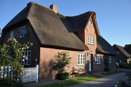 Altes Standesamt Familienwohnung in Oldsum, Deutschland