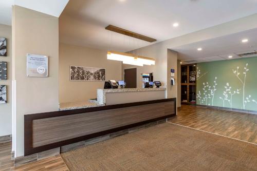 MainStay Suites Bowling Green North - image 12