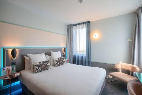 Classic Queen Room image 8