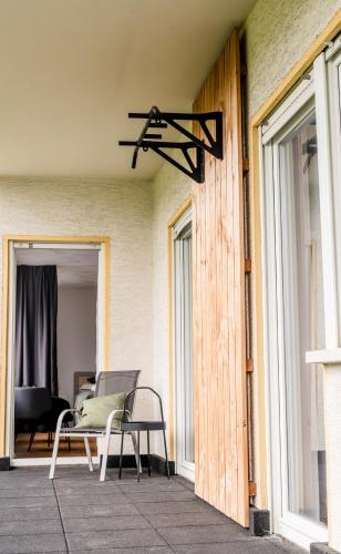 Balcony/terrace, janu-homes - 3 Zimmer Apartment - 7 Betten, Lahnblick vom Rheinberg in Runkel