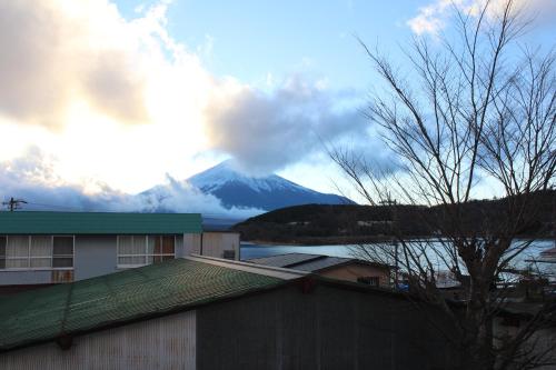Mediu înconjurător, Sugakuso in Yamanakako