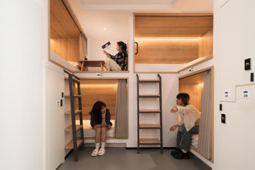 吃山02救赎青年旅店 吃山02救赎青年旅店