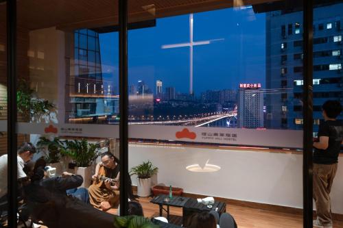 吃山02救赎青年旅店 吃山02救赎青年旅店