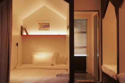 吃山02救赎青年旅店 吃山02救赎青年旅店