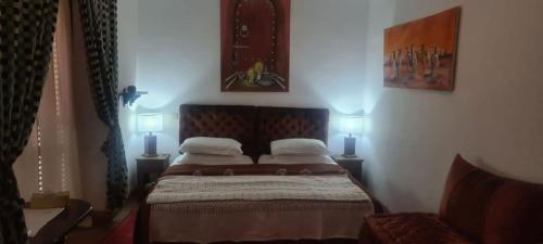 Bouton d'Or Twin Room room in Riad Aubrac
