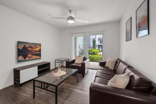Long Term Stays Allowed Free Pool & GYM in Tampa, USA