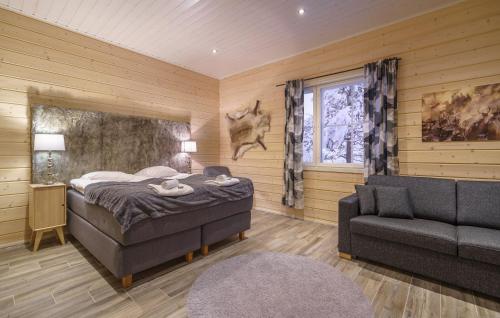 Wilderness Hotel Muotka & Igloos - image 7