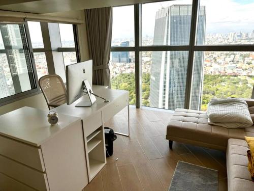 Alpaca-Lemon Penthouse Alpaca-Lemon Penthouse