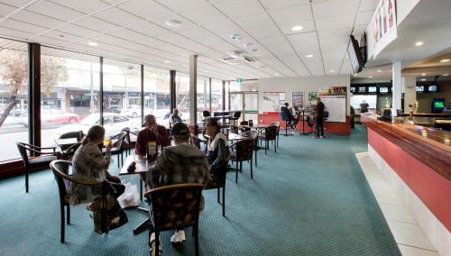 Restoran, Greenacre Hotel in Bankstown