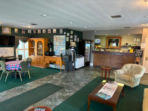 Inn On The Green Florida - image 10