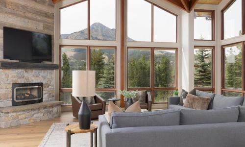 MVC Bears Lair in Big Sky, USA