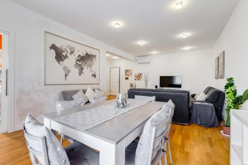 Valle Aurelia Vatican Apartment - main image