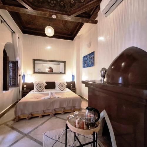 Superior Double Room image 3
