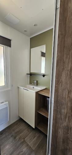 Bathroom, Neu 6Pers Chalet De Oase Renesse Nordsee in Lagezoom