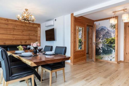 MOUNTAIN BASE - Apartament Diamentowe Tarasy 1 z wanną z hydromasażem