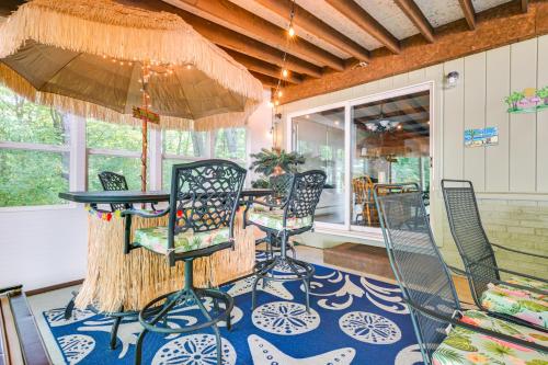 Houghton Lake Cottage Escape w/ Patio! in Houghton Lake (MI)