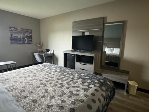 Econo Lodge Inn & Suites Pritchard Road North Little Rock - image 10