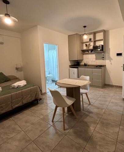 Filoxenia in 시폴레티