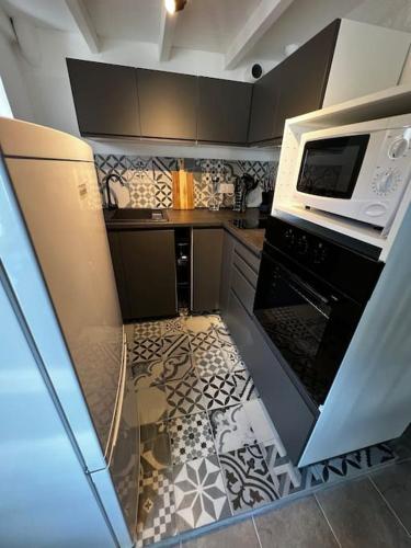 Konyha, Gîte la petite maison (Gite la petite maison) in Aleu