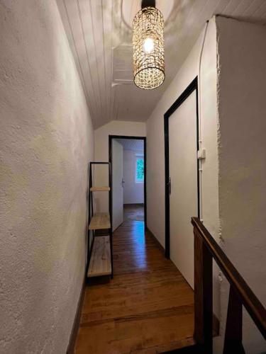 Gîte la petite maison (Gite la petite maison) in Aleu