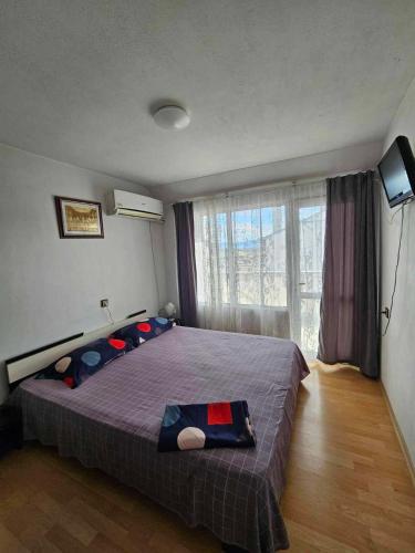 Apartment Friends - main image
