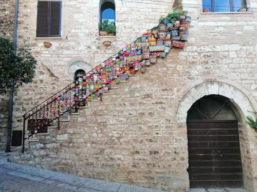 SPELLO ROMANTICA