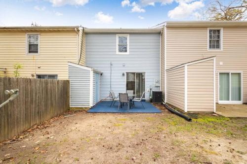 A szálláshely kívülről, Inviting Retreat Spacious 2 BR 1 and a Half Bath Townhouse in Hopewell (VA)