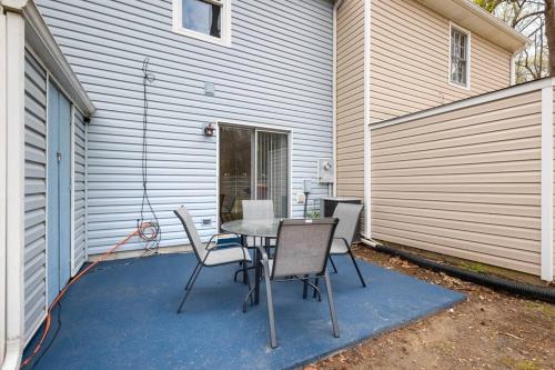 A szálláshely kívülről, Inviting Retreat Spacious 2 BR 1 and a Half Bath Townhouse in Hopewell (VA)