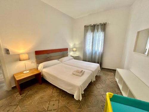 Acogedor apt 8pax 4Bdr 2Bth - CozyHomeSevilla1, Seville (photo 4)
