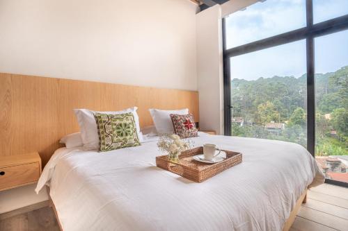 Casa Valle Avandaro Enjoy the surrounding nature in Valle de Bravo, Mexico