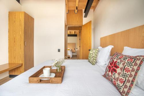 Casa Valle Avandaro Enjoy the surrounding nature in Valle de Bravo, Mexico