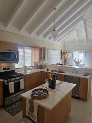 Choose To Be Happy at The Crest Richmond Estates Villa #984 3-BR w Pool in Plantation Village