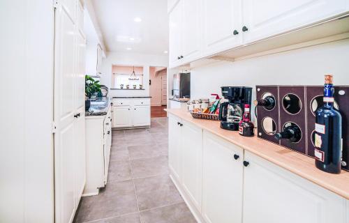 Chic Staylish 2-Bedroom 1-Bathroom By Santa Monica & UCLA Area, Los Angeles (fotografie 9)