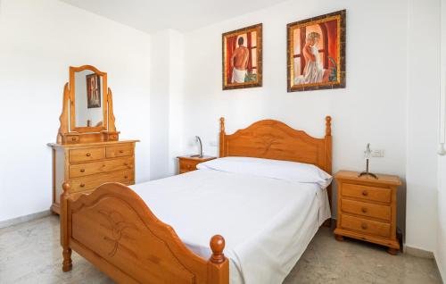 Lovely Apartment In Torre Del Mar - image 3