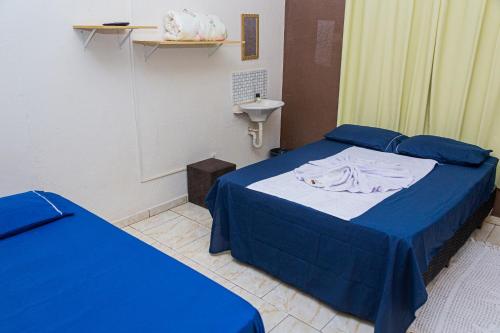 Standard Double Room image 5